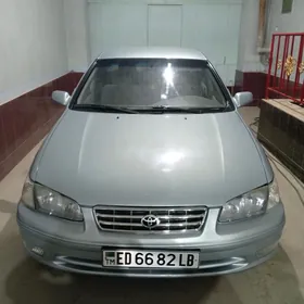 Toyota Camry 1998