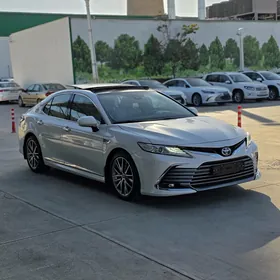Toyota Camry 2023
