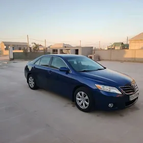 Toyota Camry 2011