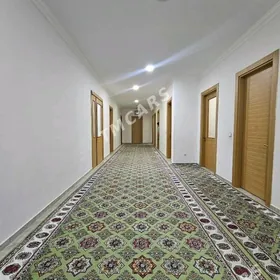 GURTLY 1 ETAZ 4 KOMNAT