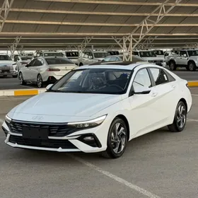 Hyundai Elantra 2025