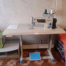 Juki tikin maşyn täze