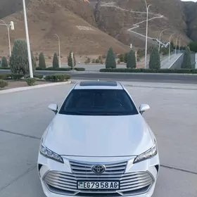 Toyota Avalon 2019
