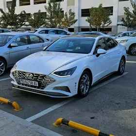 Hyundai Sonata 2021