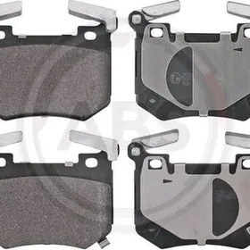 Kia stinger on we yz kolodkasy