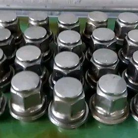 Гайки для колёс