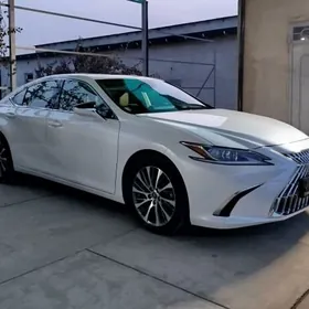 Lexus ES 350 2021