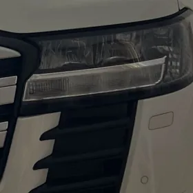 Land Cruiser 300 Fara