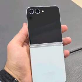 Galaxy Z Flip 5
