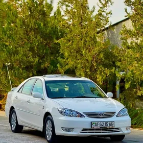 Toyota Camry 2005