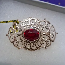 Gyzyl broshka золото