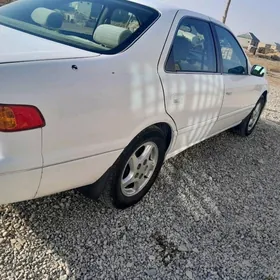 Toyota Camry 2000
