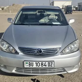 Toyota Camry 2004