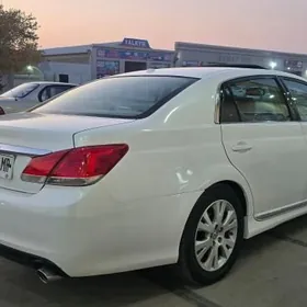 Toyota Avalon 2011