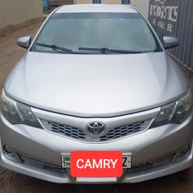Toyota Camry 2011