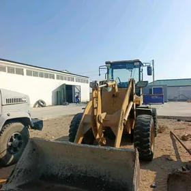 JCB Polemaster Plus 2015