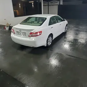 Toyota Camry 2010