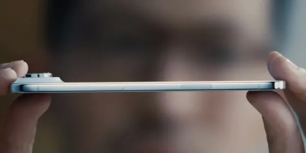 iPhone Air-iň baş dizaýneri Apple-den gitdi