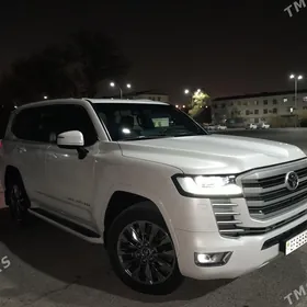 Toyota Land Cruiser 2023