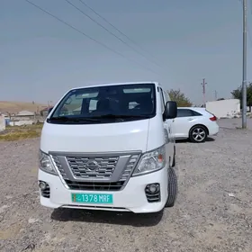 Nissan Urvan 2020