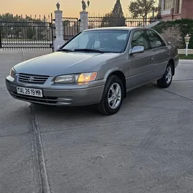 Toyota Camry 1998