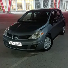 Nissan Versa 2010