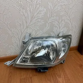 hilux fara TOYOTA 09