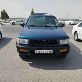 Nissan Pathfinder 1997