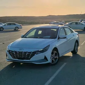 Hyundai Elantra 2021