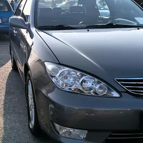 Toyota Camry 2005