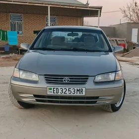 Toyota Camry 1998
