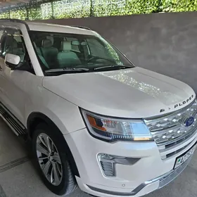 Ford Explorer 2018