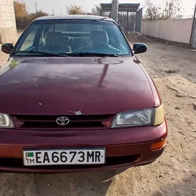 Toyota Corolla 1992