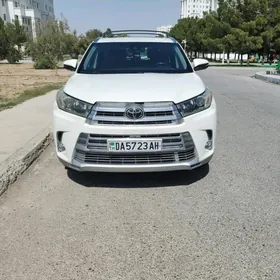 Toyota Highlander 2018