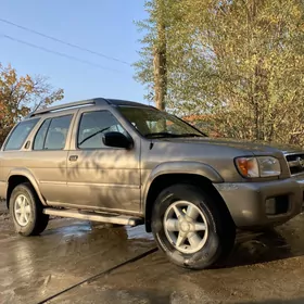 Nissan Pathfinder 2002