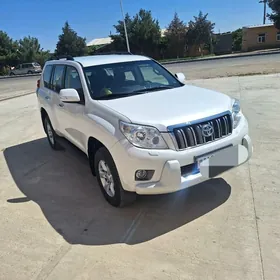 Toyota Land Cruiser Prado 2012