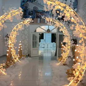 Toy hyzmat bezegler gap-gaçlar