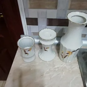 Ваза, салфетница и подсвечник