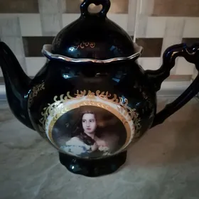 Чайник мадонна