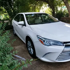 Toyota Camry 2015