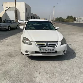Nissan Altima 2004