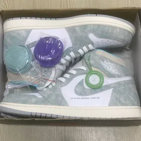 Nike Air Jordan 1 Retro