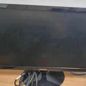 б/у монитор Samsung SyncMaster S24B300BL