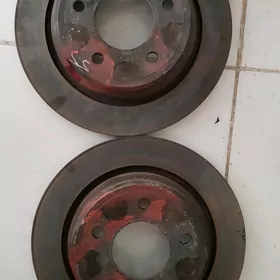 BMW e39 tormoznoy diska