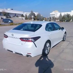Toyota Camry 2022