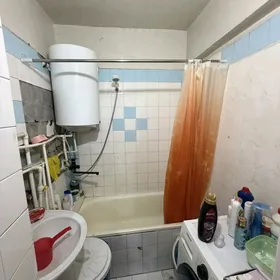 3 nji etaj 1 komnat jaý 