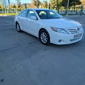 Toyota Camry 2010