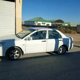 Mitsubishi Lancer 2005