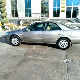 Toyota Camry 1999