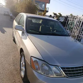 Toyota Avalon 2001